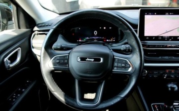 Jeep Compass II SUV Facelifting 1.5 MHEV T4 130KM 2022 Jeep Compass Salon Polska 1.5 MHEV Serwsiowany w ASO Gwarancja RIA, zdjęcie 17