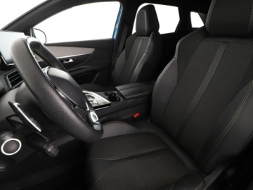 Peugeot 3008 II Crossover Facelifting  1.2 PureTech 130KM 2022 Peugeot 3008 automat full LED virtual cocpit, zdjęcie 12