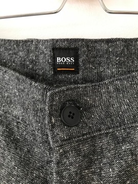 Hugo Boss chinosy L/XL wełna