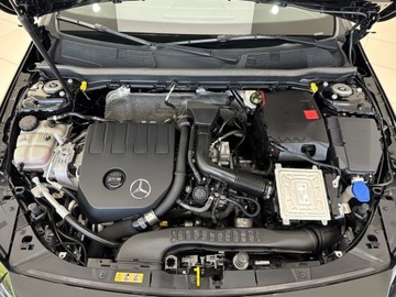 Mercedes Klasa A W177/V177 2020 Mercedes-Benz A 180 AMG Line / 1 właściciel / Salo, zdjęcie 17