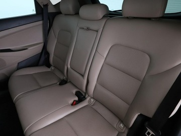 Hyundai Tucson III SUV 1.7 CRDi 141KM 2018 Hyundai Tucson automat full LED panorama jasne, zdjęcie 16