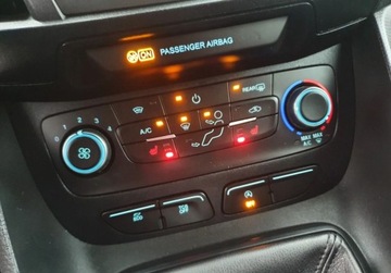 Ford Tourneo Connect III Standard 1.5 EcoBlue 120KM 2019 Ford Tourneo Connect Kamera cofania Bezwypadkowy Serwis GetHelp 1.5, zdjęcie 13