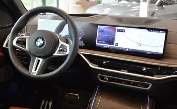 BMW X7 SUV M Facelifting 4.4 M60i 530KM 2025 BMW X7 Dostepne od reki RABAT 20 BMW Bonkowscy Wroclaw 4.4 Benzyna, zdjęcie 6