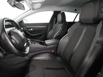 Peugeot 508 II SW 1.5 BlueHDi 130KM 2021 Peugeot 508 automat półskóra navi vurtual, zdjęcie 12
