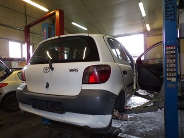 MOTOR STĚRAČE PŘEDNÍ TOYOTA YARIS I