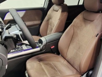 Mercedes GLA II Off-roader Facelifting 2.0 220 190KM 2026 MERCEDES-BENZ GLA 220 4-Matic AMG Line 2.0 (190KM) 2026, zdjęcie 3