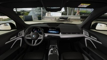 BMW X1 U11 Crossover 2.0 18d 150KM 2024 BMW X1 sDrive18d DEMO - Koła zimowe w cenie!, zdjęcie 11