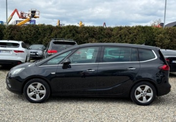 Opel Zafira C Tourer 2.0 CDTI ECOTEC 130KM 2011 Opel Zafira 7 osobowy 2.0 Diesel 131KM, zdjęcie 2