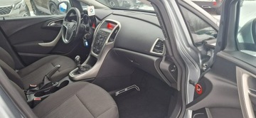 Opel Astra J Hatchback 5d 1.7 CDTI ECOTEC 110KM 2010 Opel Astra Jeden Właściciel Zarejestrowany 1.7, zdjęcie 26