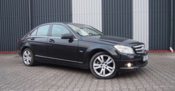 Mercedes Klasa C W204 Limuzyna 1.6 180 K BlueEFFICIENCY 156KM 2009 Mercedes-Benz Klasa C Benzyna Kompressor156KM Polskory Alu 1.6 156KM