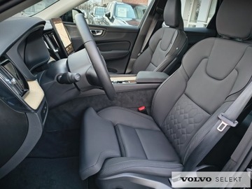 Volvo XC60 II Crossover Plug-In Facelifting 2.0 T8 455KM 2025 Volvo XC 60 T8 AWD Plug-in Hybrid 455KM Ultra Brig, zdjęcie 10