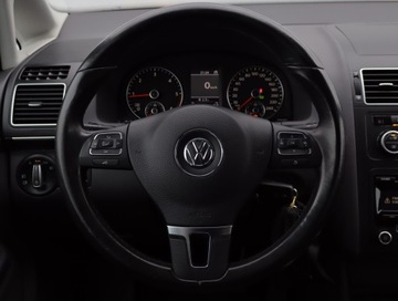 Volkswagen Touran II 2.0 TDI 140KM 2012 VW Touran 2.0 TDI, DSG, 7 miejsc, Klima, zdjęcie 23
