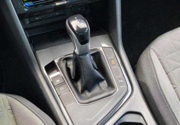 Volkswagen Tiguan II SUV Facelifting 1.5 TSI 150KM 2022 Volkswagen Tiguan Life Pakiet, ACC, Podgrzewane fotele, kierownica i szyb, zdjęcie 23