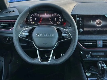 Skoda Kamiq Crossover Facelifting 1.0 TSI 115KM 2025 SKODA Kamiq Selection 1.0 TSI DSG Suv 115KM 2025, zdjęcie 6