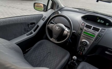 Toyota Yaris II Hatchback 5d 1.33 Dual VVT-i 101KM 2009 Toyota Yaris Toyota Yaris 1.3 Benzyna 101KM, zdjęcie 17