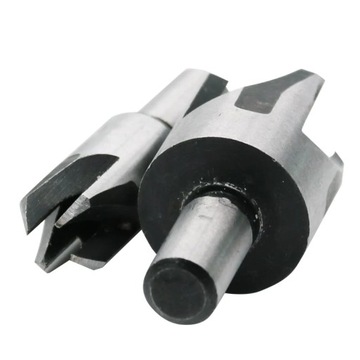 4 деревянных дюбеля для вырезания отверстий.