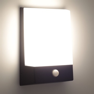 KINKIET ZEWNĘTRZNY LAMPA LED CZUJNIK RUCHU I ZMIERZCHU IP54