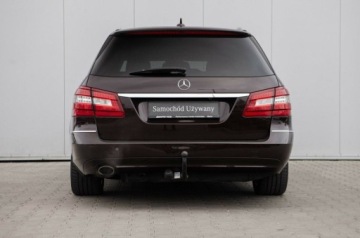 Mercedes Klasa E W212 Kombi 200 CGI BlueEFFICIENCY 184KM 2010 Mercedes-Benz Klasa E 1.8 Benzyna 184KM, zdjęcie 7
