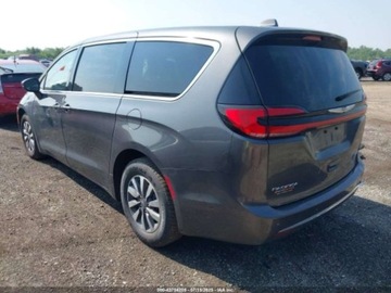 Chrysler Pacifica II 2022 Chrysler Pacifica Hybrid Touring L 2022 3.6l 3.6 Hybryda 260KM, zdjęcie 3