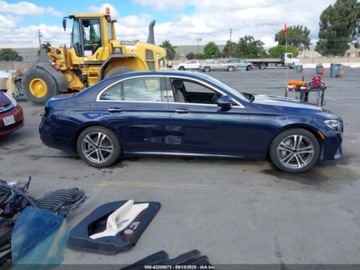 Mercedes Klasa E W214 2023 Mercedes-Benz Klasa E 350 2023 2.0l 2.0 Benzyna 255KM, zdjęcie 6