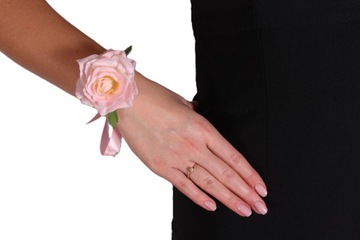 Kotylion przypinka róża materiałowa bordo czerwona studniówka bal panieński