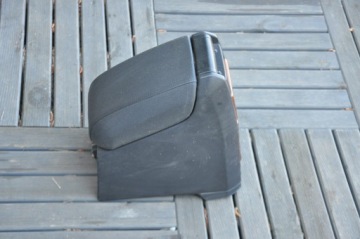 VOLVO XC90 И ЦЕНТРАЛЬНЫЙ ТУННЕЛЬНЫЙ ПОДЛОКОТНИК В КОМПЛЕКТЕ, ЧЕРНЫЙ ТЕЛЕФОН