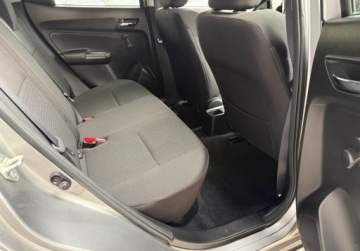 Suzuki Swift VI Hatchback 1.2 DualJet 90KM 2017 Suzuki Swift salon Polska, I wlasciciel, kamera cofania 1.2 Benzyna 90KM, zdjęcie 16