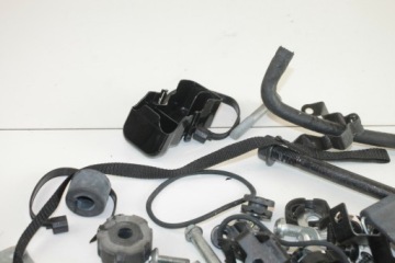 HONDA CB 750 HORNET RH12 КОМПЛЕКТ БОЛТОВ БОЛТЫ