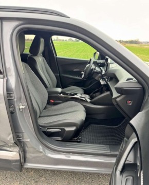 Peugeot 2008 II SUV 1.5 BlueHDi 130KM 2023 Peugeot 2008 Peugeot 2008 BlueHDi 130 EAT8 Allure 1.5 Diesel 131KM, zdjęcie 17