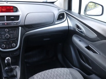 Opel Mokka I SUV 1.4 Turbo ECOTEC 140KM 2014 Opel Mokka 1.4 Turbo, Klima, Tempomat, Parktronic, zdjęcie 7