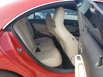 Mercedes CLA C118/X118 2019 Mercedes-Benz CLA 250 2019 2.0l 2.0 Benzyna 208KM, zdjęcie 10