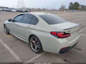 BMW Seria 5 G90-91 2023 BMW Seria 5 M550i xDrive 2023 4.4 Benzyna 523KM, zdjęcie 3