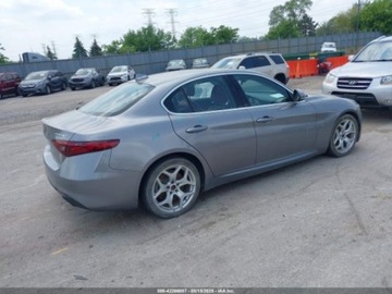 Alfa Romeo Giulia II 2018 Alfa Romeo Giulia Ti 2018 2.0l 2.0 Benzyna 280KM, zdjęcie 5