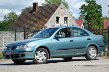 Nissan Almera II Sedan 1.5 90KM 2001