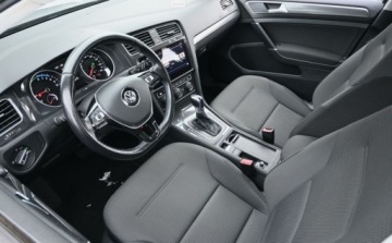 Volkswagen Golf VII e-Golf Facelifting Electro 136KM 2018 Volkswagen Golf 136 KM FULL LED Nawigacja Serwisowany Zarejestrowany 136KM, zdjęcie 16
