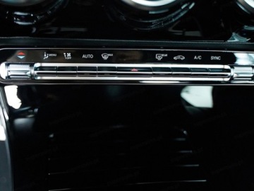 Mercedes Klasa A W177/V177 Hatchback Facelifting 2.0 220 190KM 2025 A Klasa 220 4-Matic AMG Line 2.0 (190KM) 2025, zdjęcie 6