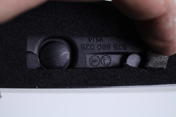 STŘEŠNÍ NOSIČ STŘEŠNÍ CHRÓM PRAVÝ SEAT ATECA 575860026