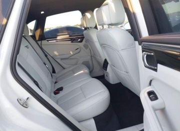 Porsche Macan 2023 Porsche Macan 2023, 2.0L, 4x4, po gradobiciu 2.0 Benzyna 261KM, zdjęcie 12