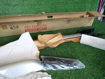 LAND CRUISER 09- STŘEŠNÍ NOSIČ STŘEŠNÍ 08301-60800