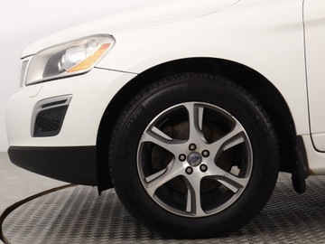 Volvo XC60 I SUV 2.4 D3 163KM 2011 Volvo XC60 D3, 4X4, Automat, Skóra, Xenon, zdjęcie 14