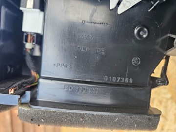 РЕШЕТКА ВОЗДУХОЗАБОРНИКА SKODA OCTAVIA II ЦЕНТРАЛЬНАЯ 1Z0820951