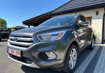 Ford Kuga II SUV Facelifting 1.5 EcoBoost 150KM 2017 Ford Kuga Ford Kuga 1.5 EcoBoost FWD Edition ASS