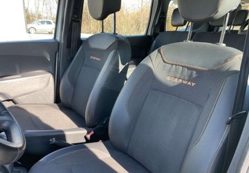 Dacia Lodgy Minivan Facelifting 1.6 SCe 102KM 2018 Dacia Lodgy Dacia Lodgy SCe 100 Stepway 1.6 Benzyna 102KM, zdjęcie 15