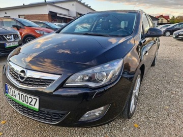 Opel Astra J Sports Tourer 1.4 Turbo ECOTEC 140KM 2011 Opel Astra Sliczna 1.4 b Ful Opcja Bezwypadkowa Zarejestrowana Gwarancja d, zdjęcie 2