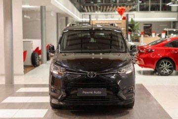 Toyota 2022 Toyota Proace City Verso City Verso Long 1.2 D-4T Family Aut. 1.2 Benzyna