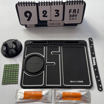 Противоскользящий автомобильный коврик для телефона 4в1