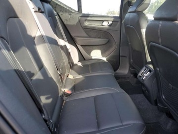 Volvo XC40 2024 Volvo XC 40 Core 2024 2.0L 2.0 Benzyna 194KM, zdjęcie 11