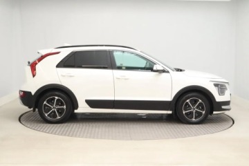 Kia Niro II Crossover 1.6 GDI 141KM 2023 Kia Niro Hybrid, Salon Polska, Serwis ASO, zdjęcie 5