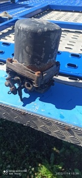 VOLVO FL6 PODSTAWA OSUSZACZA OSUSZACZ