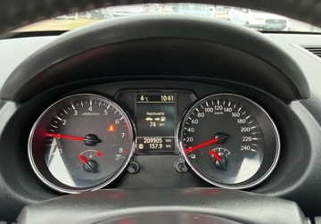 Nissan Qashqai I Crossover 2.0 140KM 2010 Nissan Qashqai2 panorama 7- osobowy 2.0 Benzyna 141KM, zdjęcie 19